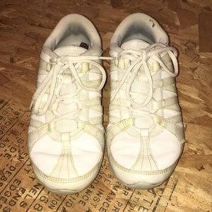 Nike cheerleading shoes